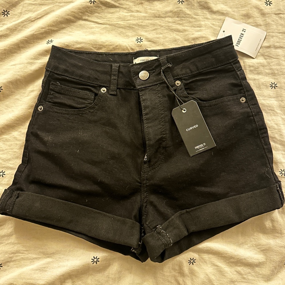 Forever 21 Curvy High-Rise Denim black Shorts sz 26